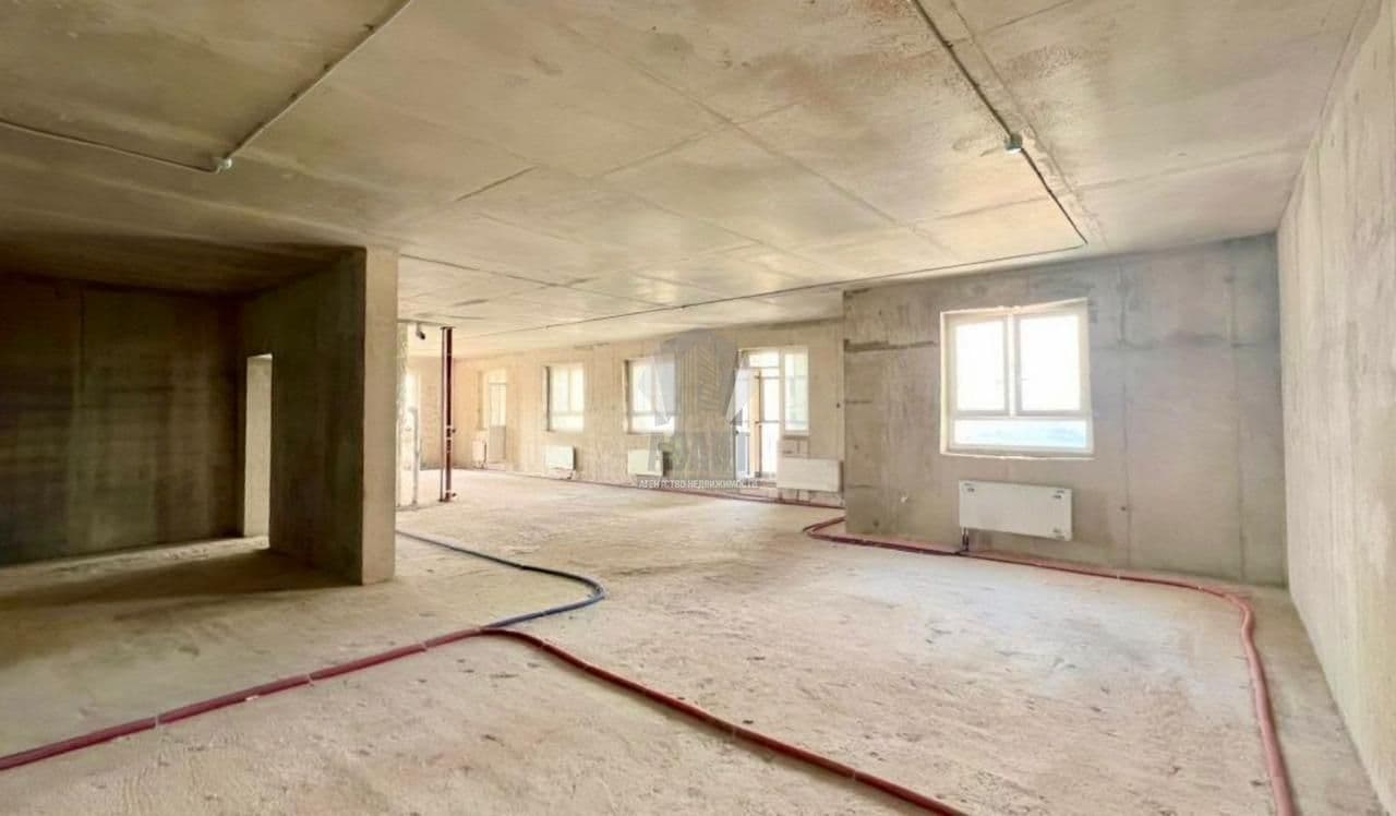 Продается шикарная, видовая, просторная квартира площадью 171,4 м²