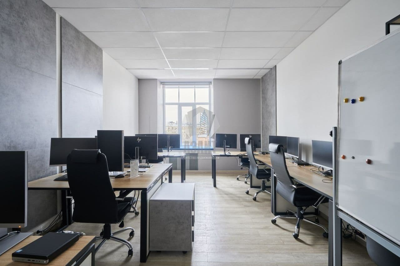 Офис Лесная 43
