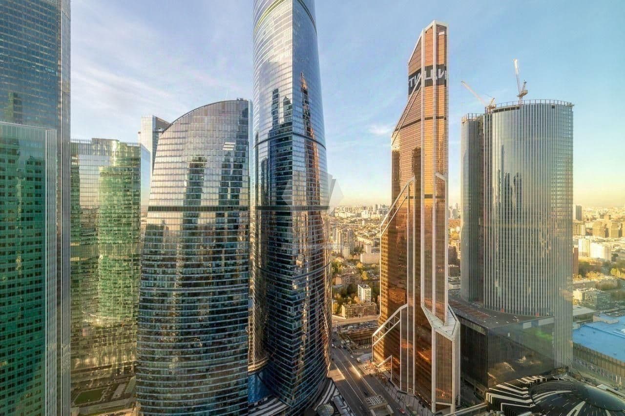 Офисы в Городе Столиц нарезка 10-210м²